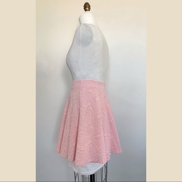 Dusty Pink Floral Lace Skater Skirt NEW - Picture 3 of 4